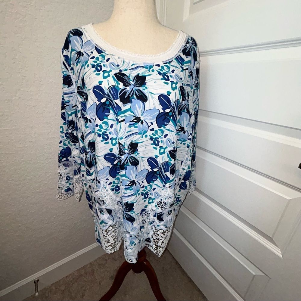 Chico’s Floral Print Scalloped Hem Sleeve Tunic Shirt Blouse Top Chicos